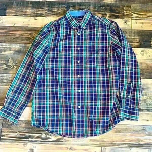 Men’s Chaps button up shirt size Medium